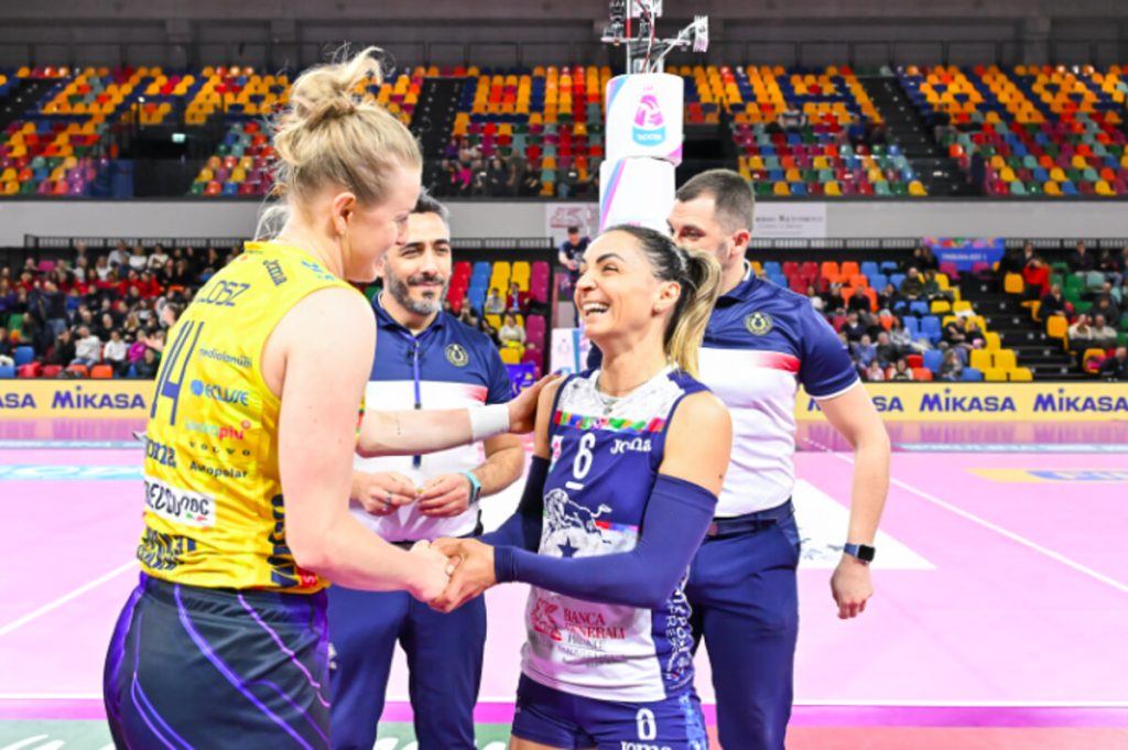 Al PalaWanny soltanto 879 spettatori per il match contro la squadra di volley più forte del mondo