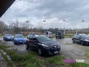 Le Cascine: maxi sgombero all'ippodromo abbandonato de Le Mulina / FOTO