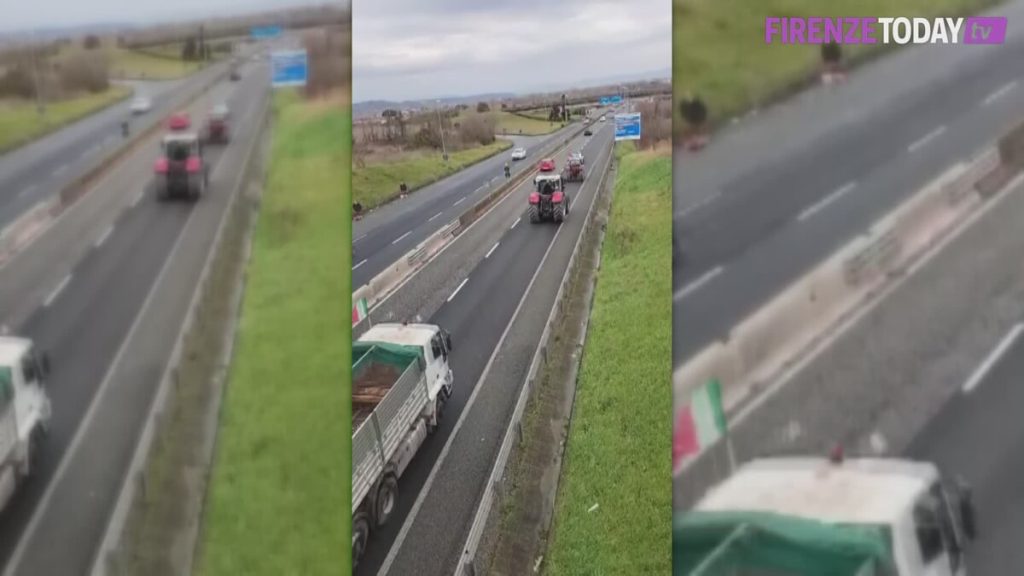 Protesta dei trattori in FiPiLi e a Firenze, gli agricoltori chiedono lo stato di crisi: "Siamo in ginocchio" / FOTO - VIDEO