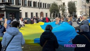 Manifestazione per l'Ucraina a tre anni dallo scoppio della guerra: “Non spegnere i riflettori”