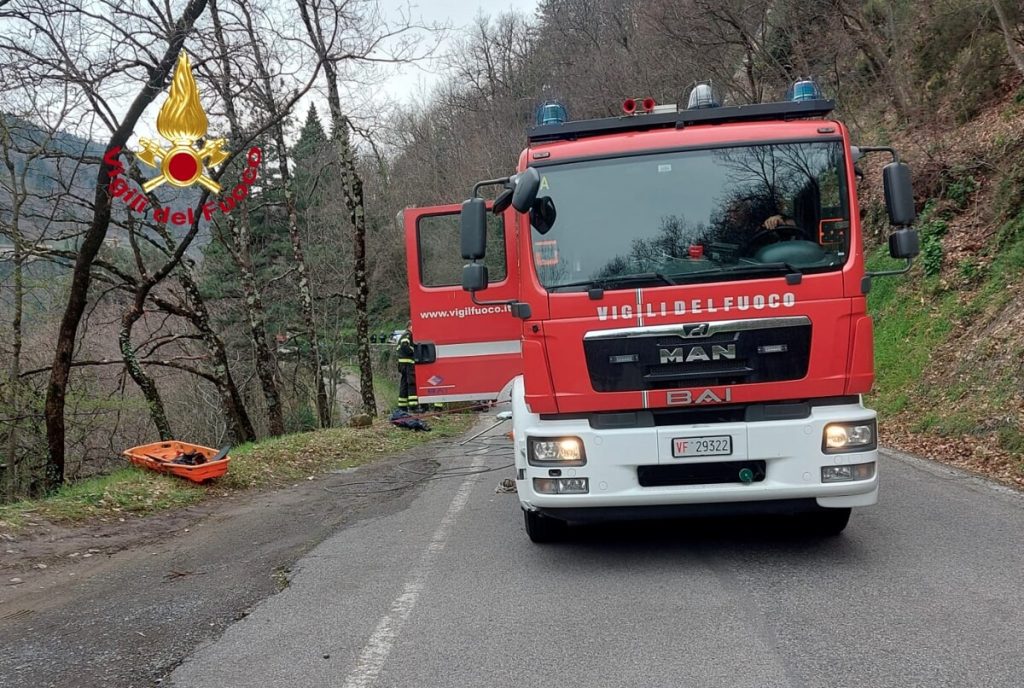 Sesto Fiorentino, fuga di gas in via dell'Olmo: evacuata la zona