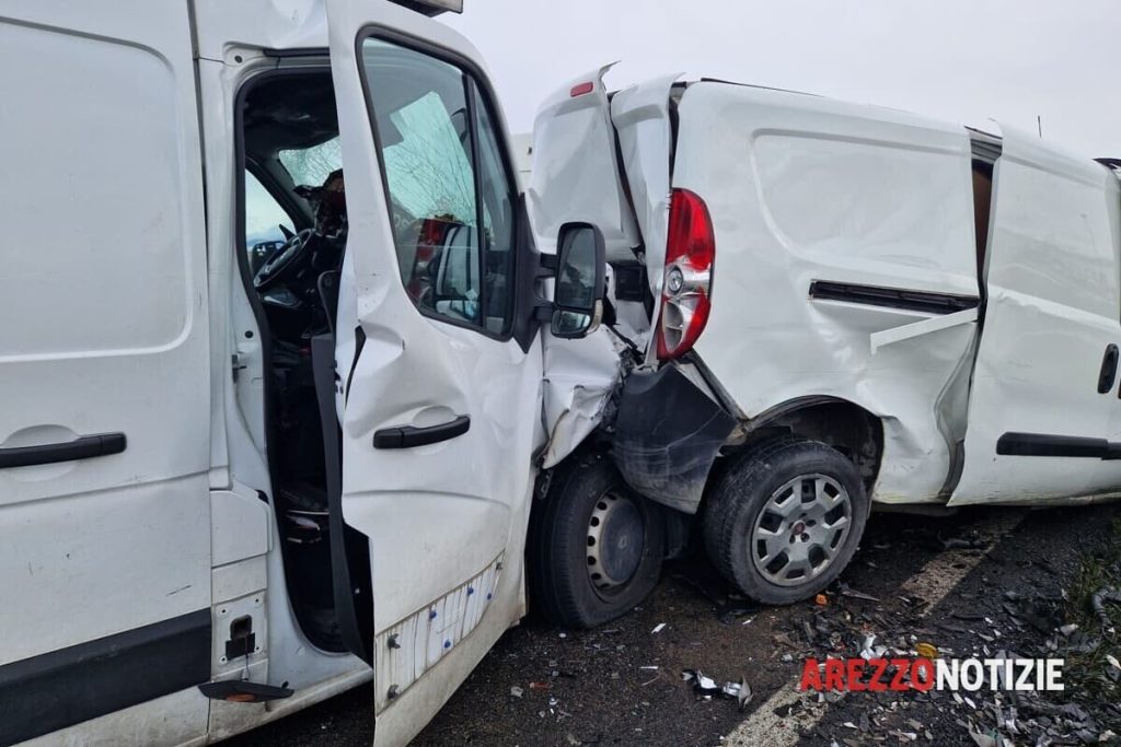 Morto in incidente ad Arezzo: accertamento sulla salma, poi la camera ardente