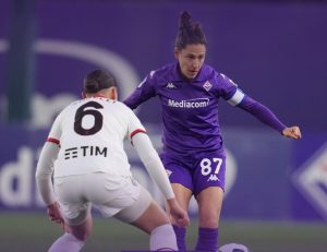 Fiorentina Femminile sprecona e sfortunata: col Milan finisce a reti bianche