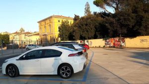 Rivoluzione parcheggi: contro i furbetti arrivano nuovi parcometri e le multe di "Cerbero"